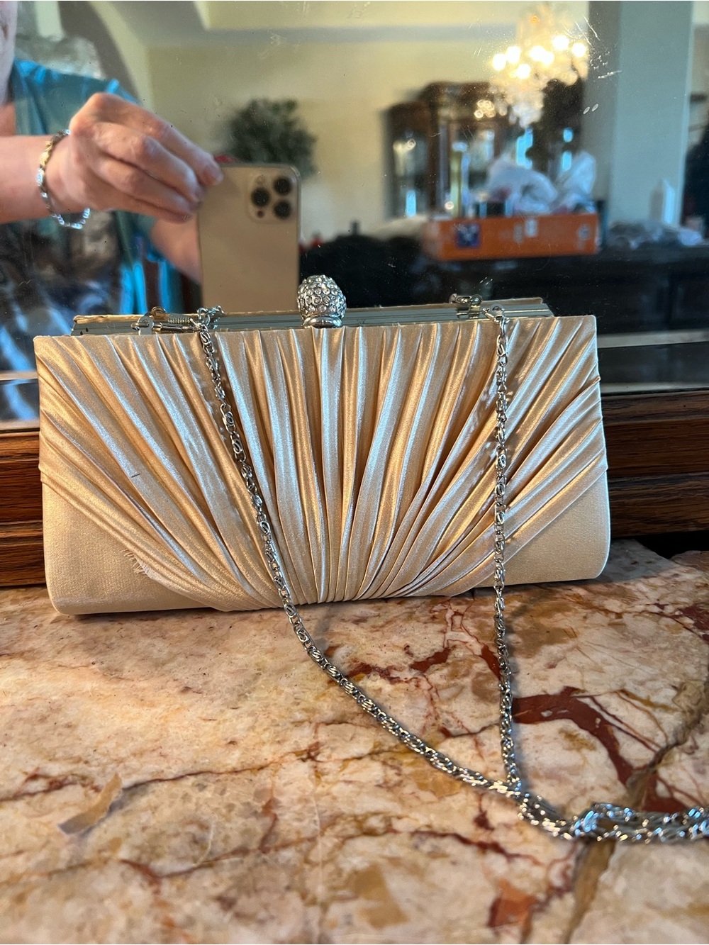 Elegant Metallic Pleated Evening Clutch - Gold